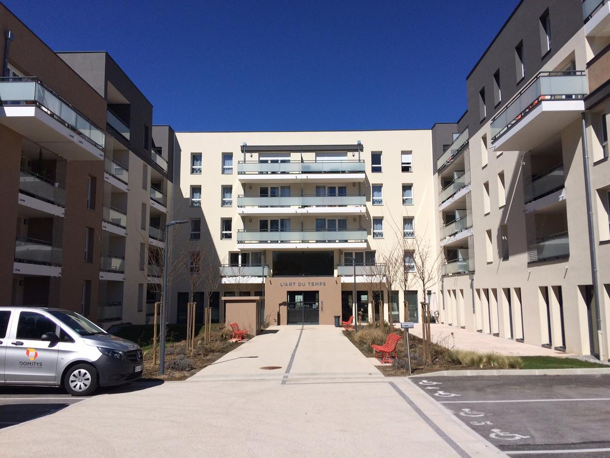 Domitys L'Art Du Temps Aparthotel Besancon Exterior photo